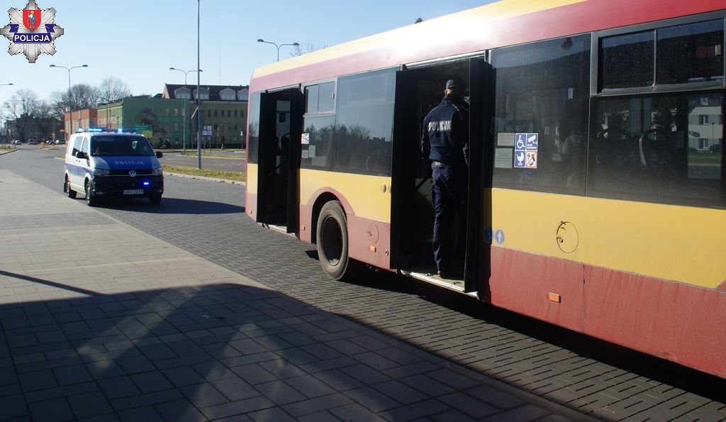 361 193129 Policjanci troszczą się o zdrowie mieszkańców i przeprowadzają kontrolę (ZDJĘCIA)