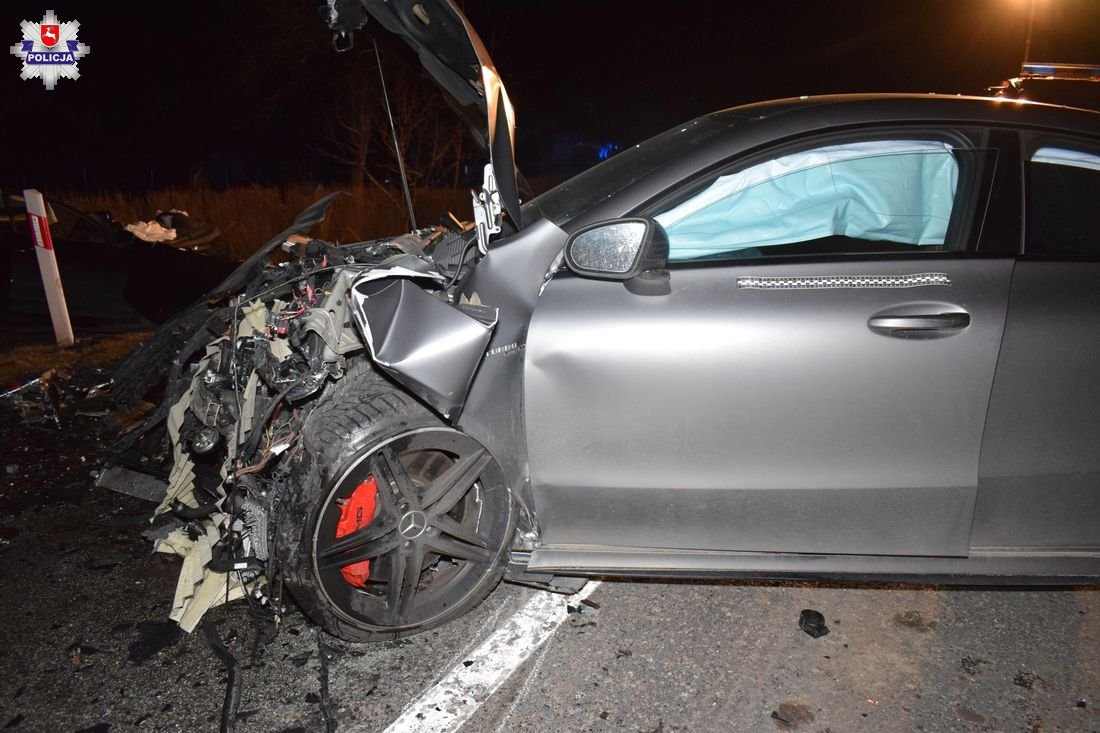 68 198142 Lipsko: Śmiertelny wypadek z udziałem Mercedesa i Skody
