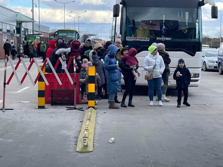 Uchodźcy z Ukrainy otrzymają świadczenia rodzinne z ZUS