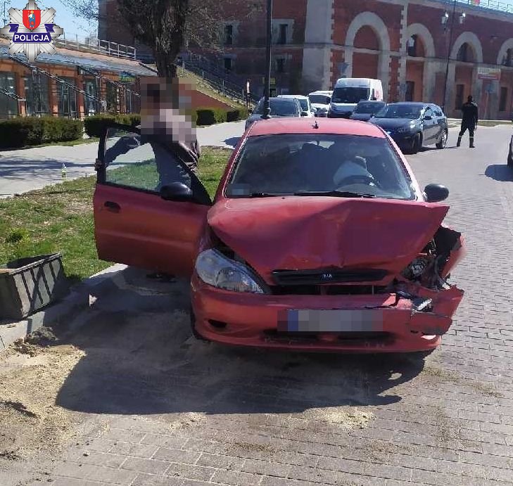 ZAMOŚĆ: Pijany, z dożywotnim zakazem, spowodował wypadek