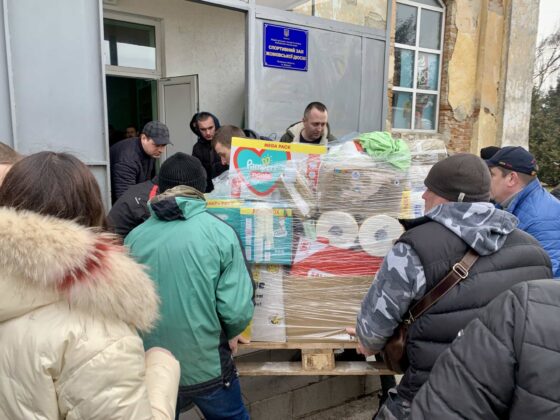 img 6964 Kilkanaście ton darów i karetka pogotowia dotarły do Żółkwi w Ukrainie