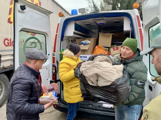 img 6986 Kilkanaście ton darów i karetka pogotowia dotarły do Żółkwi w Ukrainie