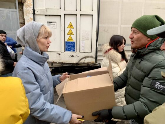 img 6993 Kilkanaście ton darów i karetka pogotowia dotarły do Żółkwi w Ukrainie