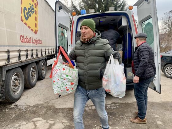 img 6999 Kilkanaście ton darów i karetka pogotowia dotarły do Żółkwi w Ukrainie