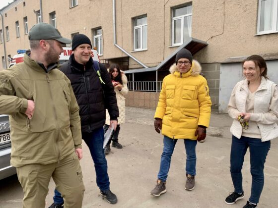 img 7084 Kilkanaście ton darów i karetka pogotowia dotarły do Żółkwi w Ukrainie