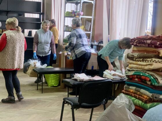 img 7110 Kilkanaście ton darów i karetka pogotowia dotarły do Żółkwi w Ukrainie