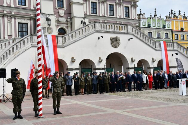 278900898 306437618345646 5150585988125426149 n Patriotycznie w Zakładzie Karnym w Zamościu.