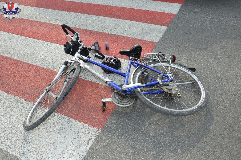361 201508 Zamość: wypadek na pasach z udziałem rowerzystki