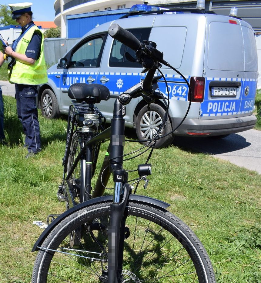 361 201905 Zamość: Wypadek z udziałem rowerzysty i nietrzeźwym kierowcą koparki