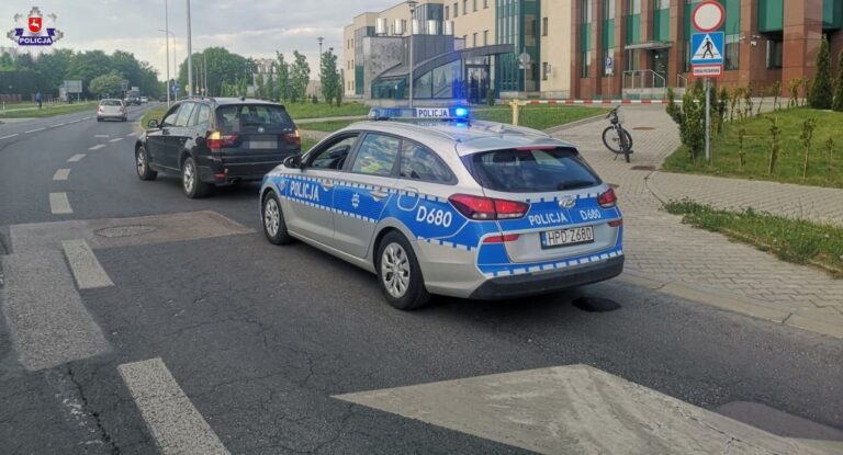 Ulica Zamoyskiego i zderzenie kierowcy BMW z rowerzystą