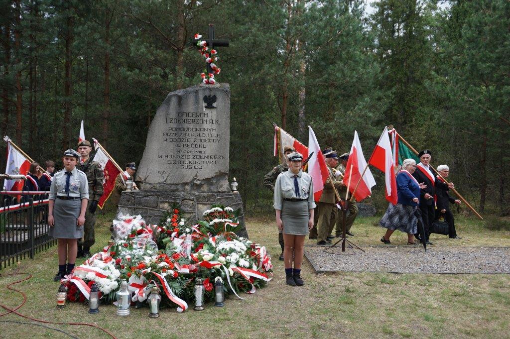 dsc09835 Uroczystości z okazji 77. rocznicy rozbicia Obozu Zagłady Żołnierzy Armii Krajowej w Błudku (gm. Susiec)