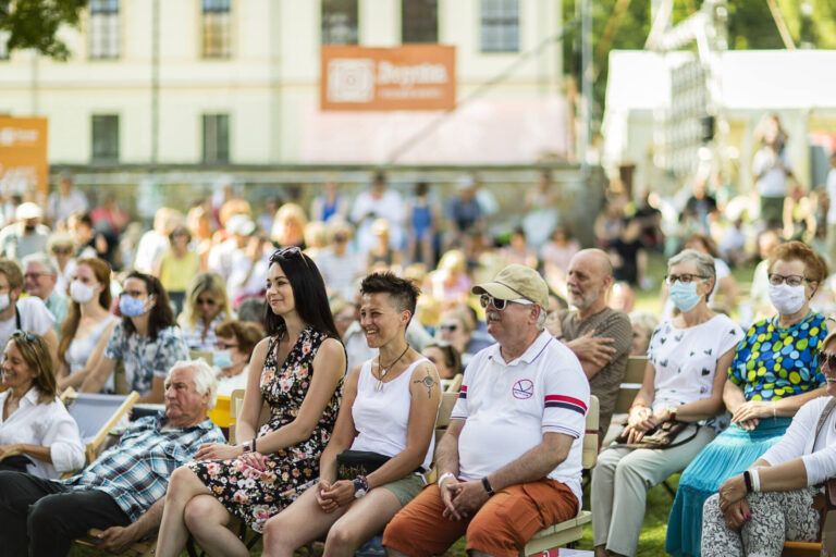 Szczebrzeszyn po raz ósmy Stolicą Języka Polskiego. Zostań Mecenasem Społecznym Festiwalu.