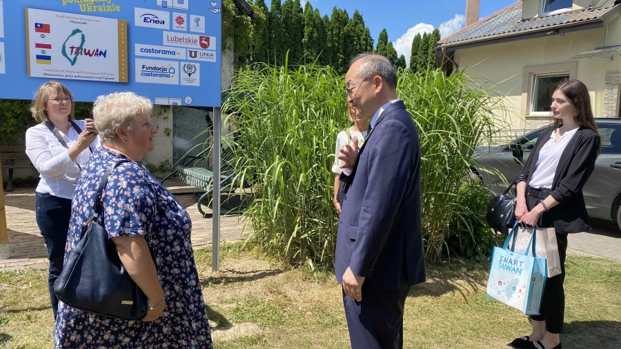 1236b Podziękowali darczyńcom. Spotkanie na terenie miniosiedla dla niepełnosprawnych uchodźców z Ukrainy