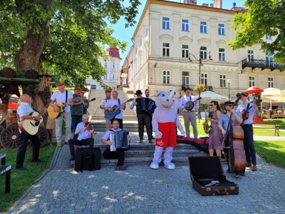 20220626 120316 Zamość promował się na „Święcie Fajki” w Przemyślu. [ZDJĘCIA]