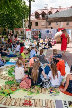 290352202 3221209368157992 2723669386901804811 n Dobiegł końca 12. Zamojski Festiwal Książki [RELACJA, ZDJĘCIA]