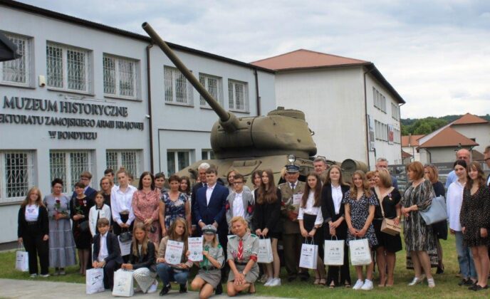 img 4354 Podsumowanie konkursu ,,Historia mojej małej Ojczyzny. Wspomnienia o żołnierzach SZP-ZWZ-AK Inspektoratu Zamość oraz ich powojenne losy