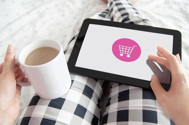 Zakupy na raty przez internet – co warto wiedzieć przed zakupem?