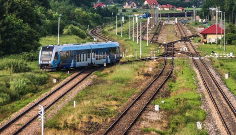 ZAMOŚĆ: Będzie kolejny protest mieszkańców ws. budowy linii kolejowej w ramach CPK