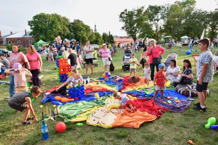 Letnia fiesta na zamojskich osiedlach [PROGRAM]