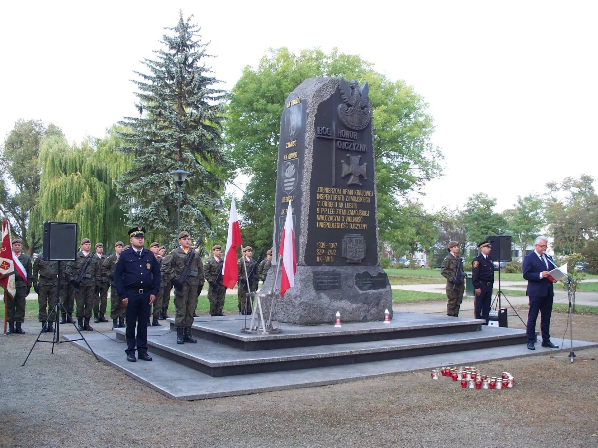 pomnik ak 83. rocznica powstania Polskiego Państwa Podziemnego
