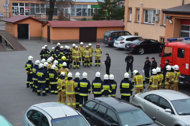 dsc 0001 38 strażaków-ratowników OSP ukończyło kurs (zdjęcia)