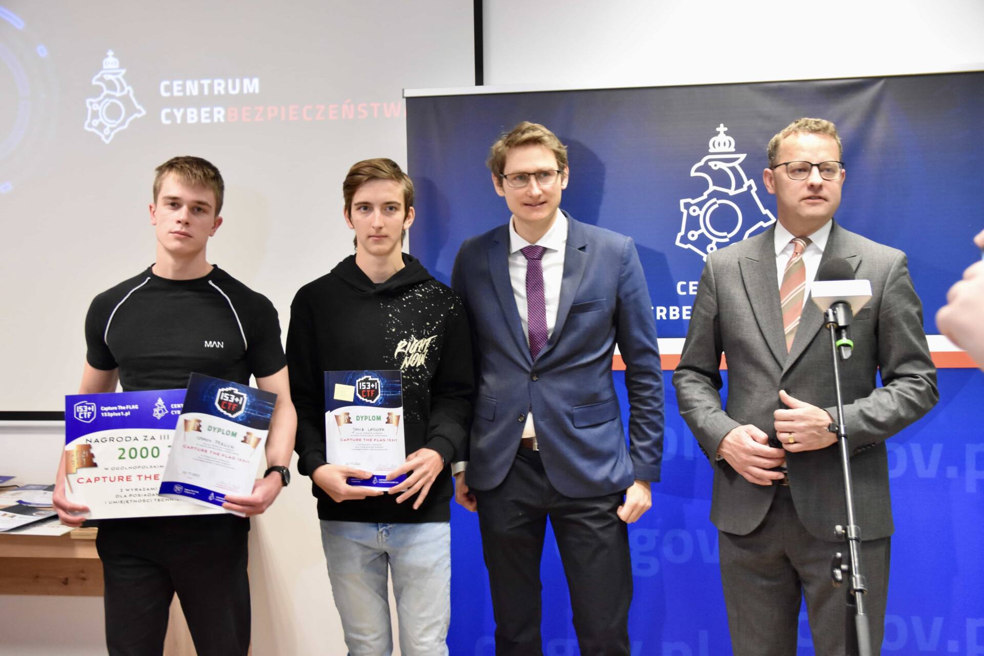 dsc 1214 Konferencja Centrum Cyberbezpieczeństwa w Zamościu. Dużo zdjęć