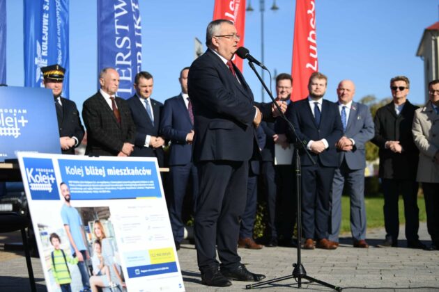 uml 0508 Podpisanie umów z Programu Kolej + Wartość projektu 4,250 mld zł