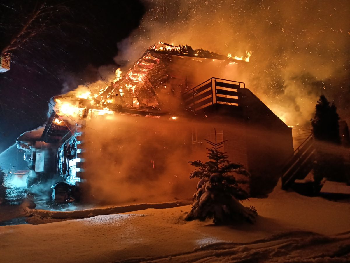 img20221215025841 Pożar drewnianej Karczmy - mamy oficjalne informacje