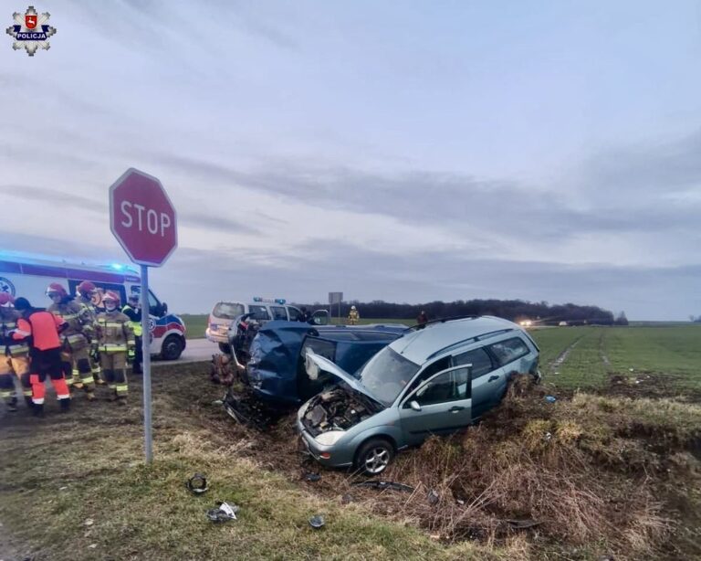 Groźny wypadek po nieustąpieniu pierwszeństwa. 5 osób w szpitalu