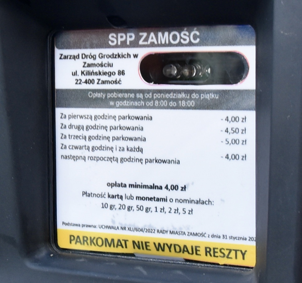 dsc 3997 1 Mamy 10 nowych parkometrów w mieście. Do zasilania wykorzystują energię słoneczną