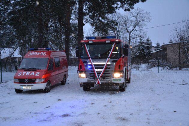 mw5 Uroczyste przekazanie ciężkiego samochodu ratowniczo-gaśniczego Scania.