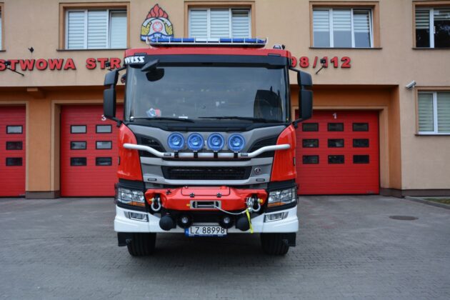 scania 1 Nowe samochody dla zamojskich strażaków (zdjęcia)