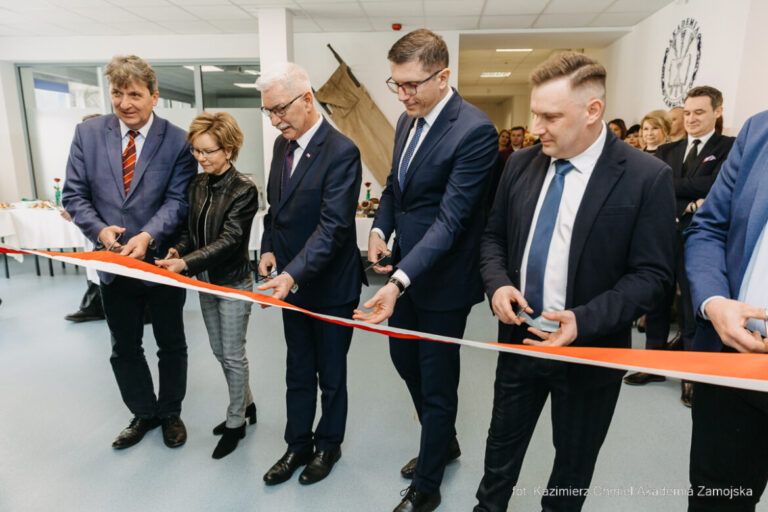 Otwarcie Centrum Symulacji Medycznych Akademii Zamojskiej za 7,5 mln złotych