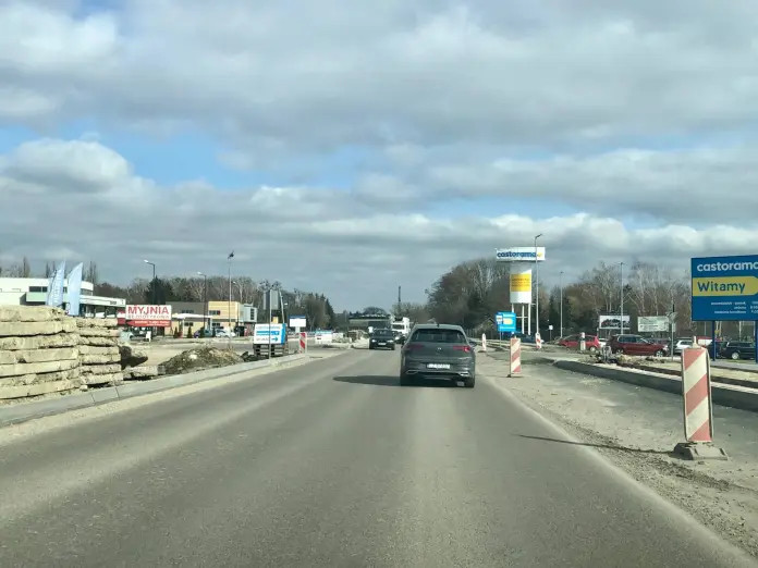 Wprowadzenie czasowej organizacji ruchu na czas robót na ulicy Szczebrzeskiej 23.03.br