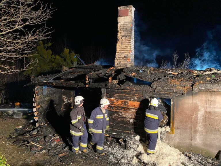 Pożar domu w Majdanie Sitanieckim. Znamy szczegóły (zdjęcia)