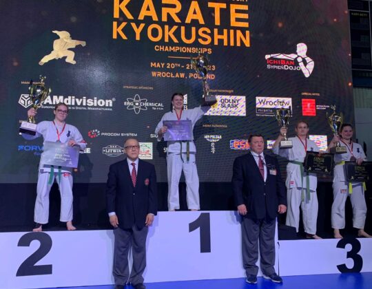 7a Martyna Nowosad zawodniczka Zamojskiego Klubu Karate Kyokushin, uczennica I LO w Zamościu zdobyła złoty medal Mistrzostw Europy.