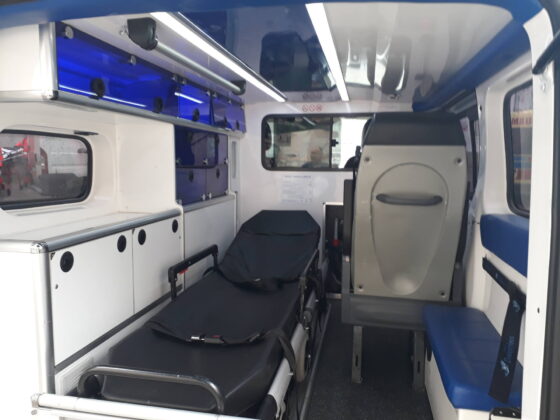 ambulans zdj 1 Będzie czym wozić pacjentów (zdjęcia)