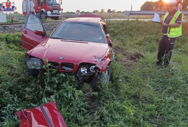 361 222757 Policja Zamość: wypadek na przejeździe kolejowym (zdjęcia)