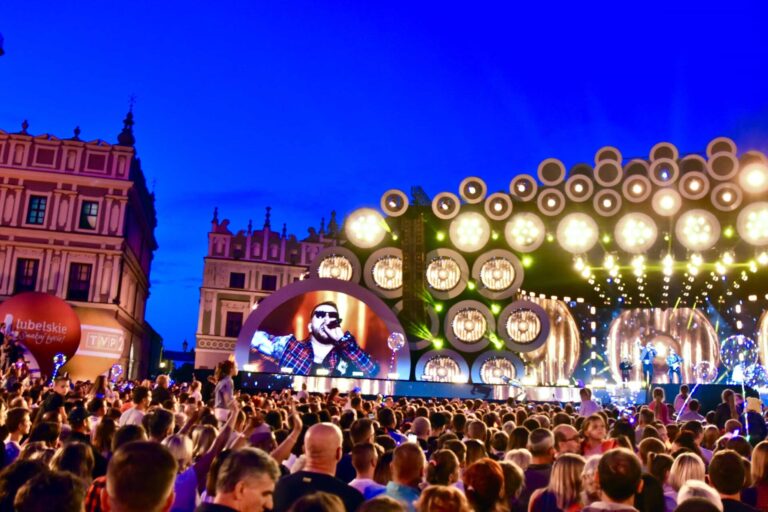 Udostępnij i zaproś do Zamościa. Koncert TVP “Roztańczona Polska” w Zamościu [WSTĘP WOLNY]