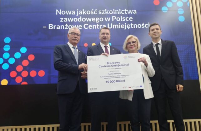 zrzut ekranu 2023 07 5 o 090215 10 000 000 zł dla Technikum im. Jana Zamoyskiego na utworzenie Branżowego Centrum Umiejętności w dziedzinie geodezji