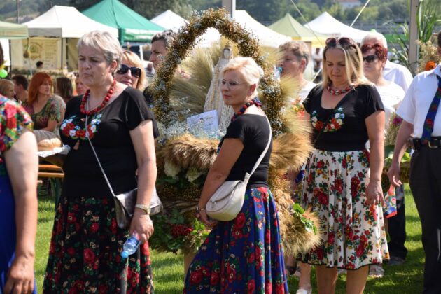 369194999 687958533359088 2163619910268170725 n Dożynki Powiatowo - Gminne odbyły się w Skierbieszowie [DUŻO ZDJĘĆ]