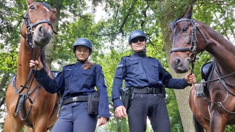 Patrole konne strzegą granicy z Białorusią