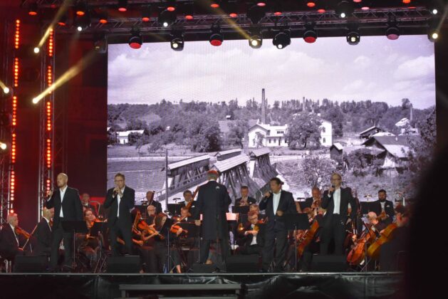 dsc 0203 Gala Finałowa z porywającym występem Voice Band & Ewelina Flinta wraz z Orkiestrą Symfoniczną im. Karola Namysłowskiego.