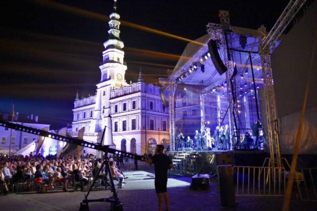 dsc 0250 Gala Finałowa z porywającym występem Voice Band & Ewelina Flinta wraz z Orkiestrą Symfoniczną im. Karola Namysłowskiego.