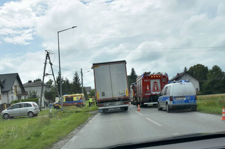 Z ostatniej chwili: Groźny wypadek w Żdanówku (zdjęcia)