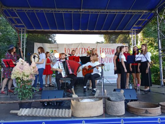 img20230813163709 Roztoczański Festiwal Twórczości Ludowej w Zwierzyńcu - Odejście od Zapomnienia