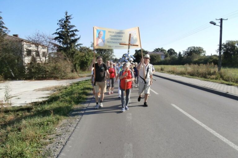 Pomaszerują z Zamościa do Krasnobrodu w intencji trzeźwości