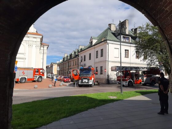 zdjecie whatsapp 2023 08 03 o 104309 Pożar na zamojskiej starówce. Podajemy szczegóły i publikujemy zdjęcia