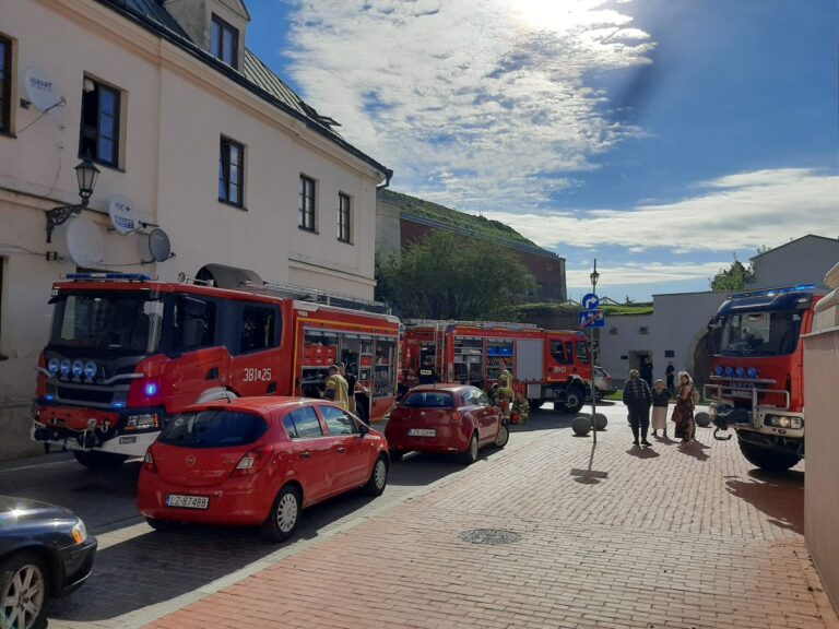 Pożar na zamojskiej starówce. Podajemy szczegóły i publikujemy zdjęcia