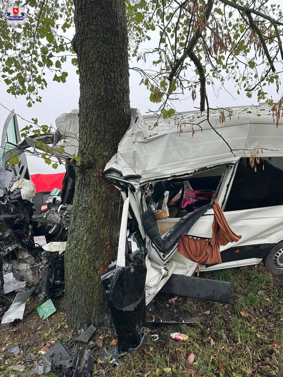 68 231638 Tragedia na drodze. Dwie kobiety i 6-letnie dziecko zginęły w wypadku